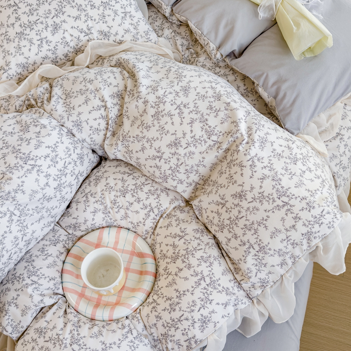 91家纺网 家纺一手货源 找家纺 橘子家 2025新款云纱四件套 芳草集