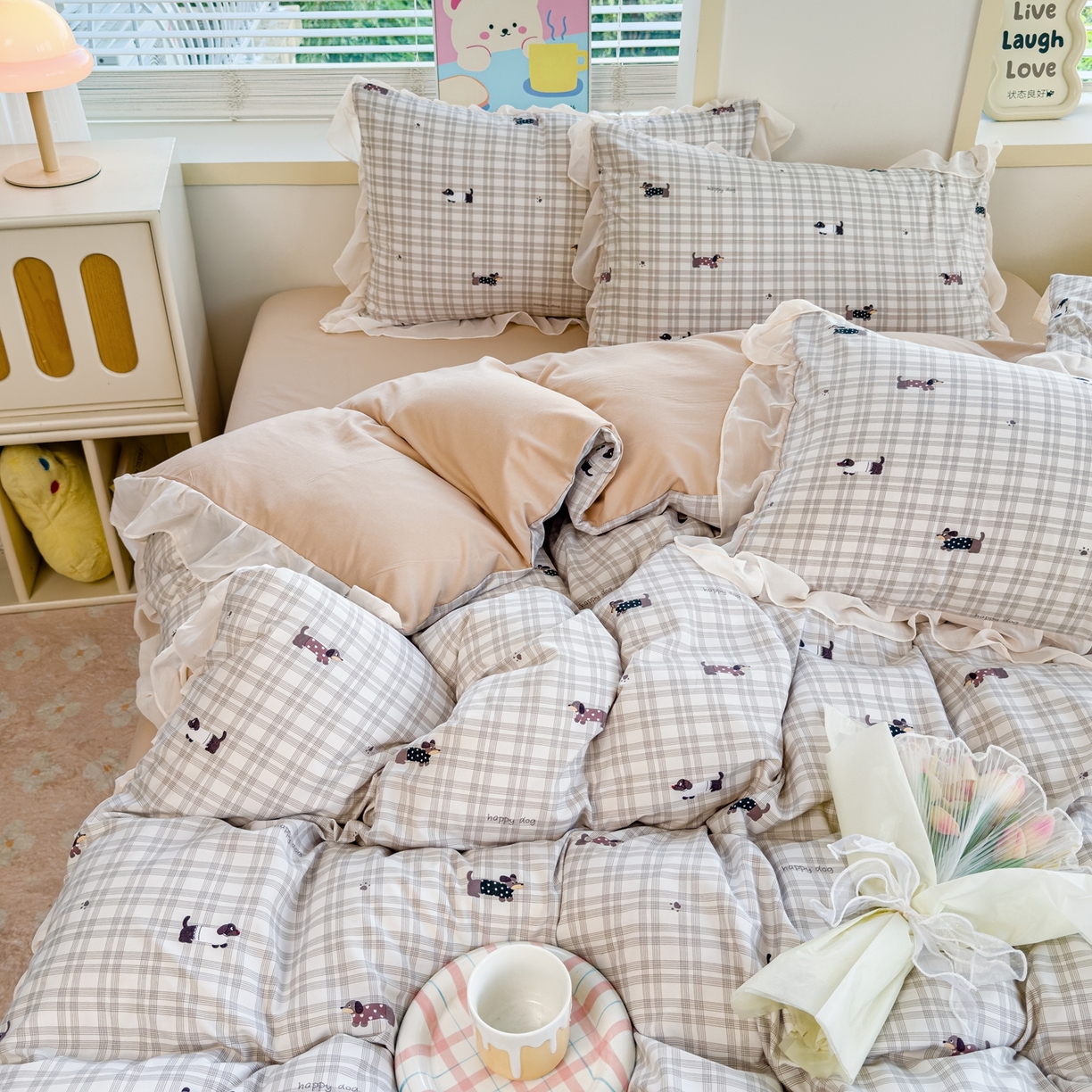 91家纺网 家纺一手货源 找家纺 橘子家 2025新款云纱四件套 腊肠狗