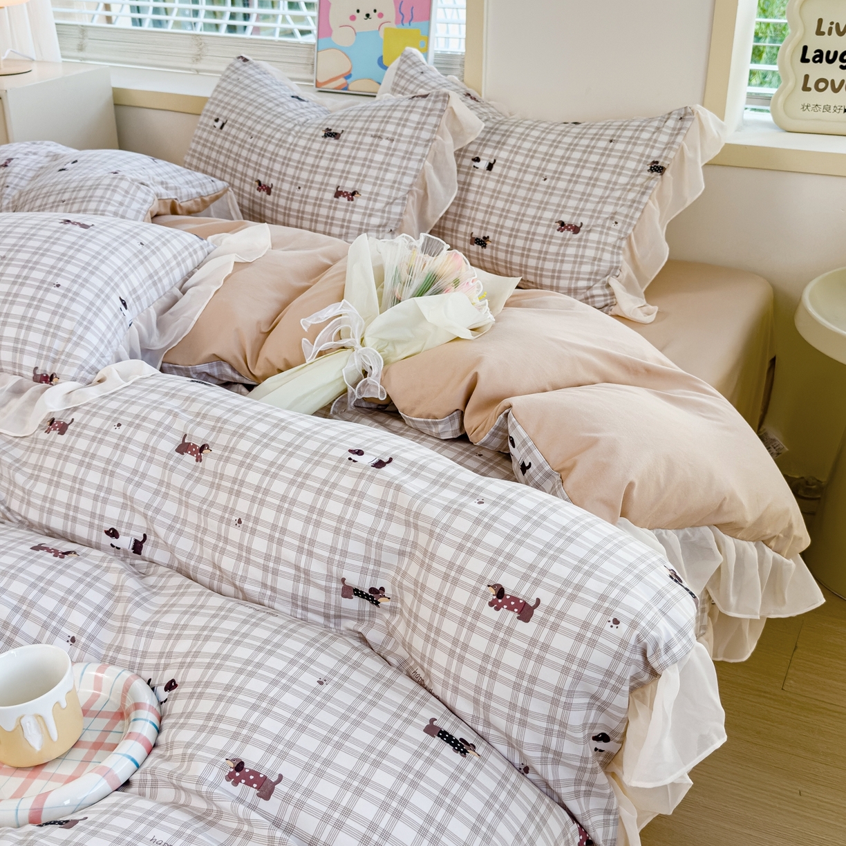 91家纺网 家纺一手货源 找家纺 橘子家 2025新款云纱四件套 腊肠狗