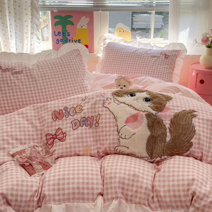 易禾家纺 2025新款韩版卡通兔毛贴布绣水洗棉四件套学生宿舍三件套-炸毛小猫 炸毛小猫——粉格
