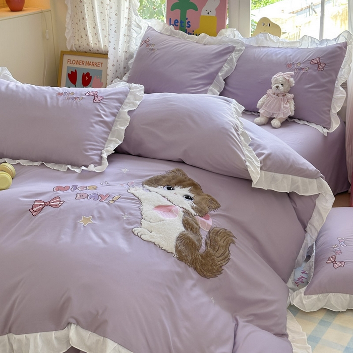 91家纺网 家纺一手货源 找家纺 易禾家纺 2025新款韩版卡通兔毛贴布绣水洗棉四件套学生宿舍三件套-炸毛小猫 炸毛小猫——雾紫