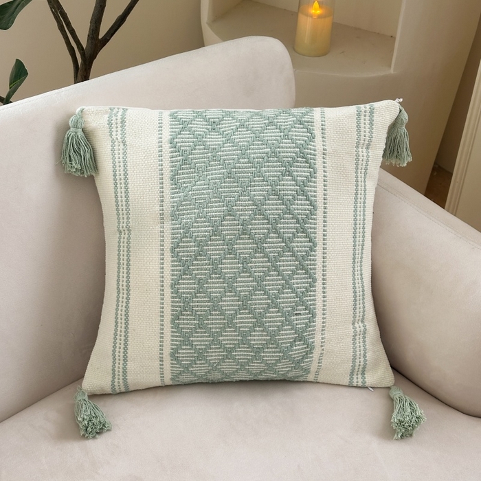 91家纺网 家纺一手货源 找家纺 （总）新奇异 2025新款波西米亚多菱形流苏抱枕