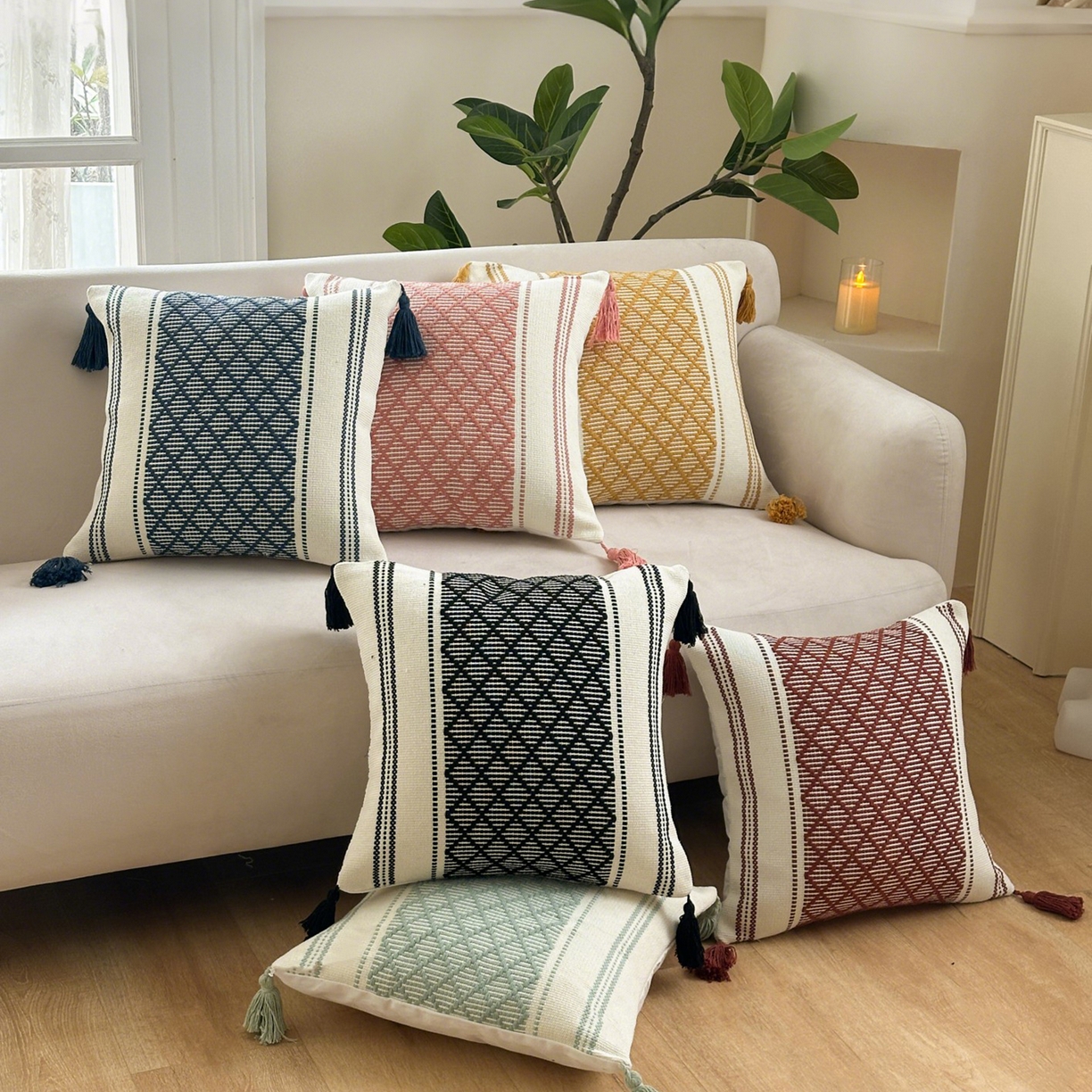 新奇异 2025新款波西米亚多菱形流苏抱枕 组合图