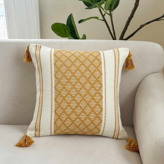 91家纺网 家纺一手货源 找家纺 新奇异 2025新款波西米亚多菱形流苏抱枕 组合图