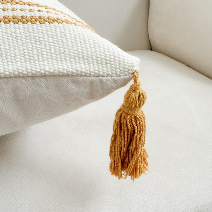 91家纺网 家纺一手货源 找家纺 新奇异 2025新款波西米亚多菱形流苏抱枕 组合图