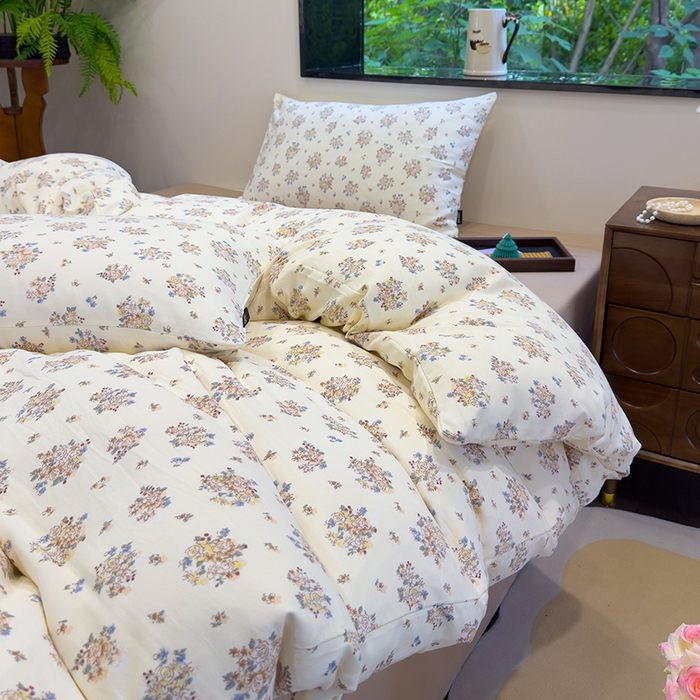 91家纺网 家纺一手货源 找家纺 竹合家纺 2025秋冬新品爆款有氧人字纹提花小清新加厚四件套 白茶