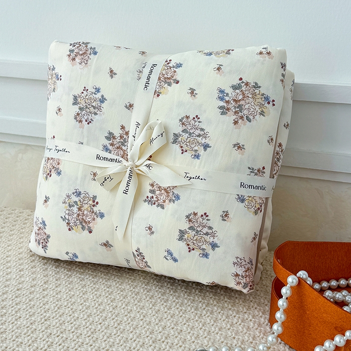 91家纺网 家纺一手货源 找家纺 竹合家纺 2025秋冬新品爆款有氧人字纹提花小清新加厚四件套 白茶