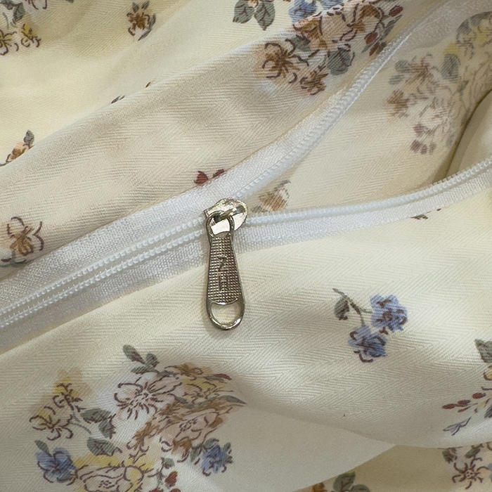 91家纺网 家纺一手货源 找家纺 竹合家纺 2025秋冬新品爆款有氧人字纹提花小清新加厚四件套 白茶