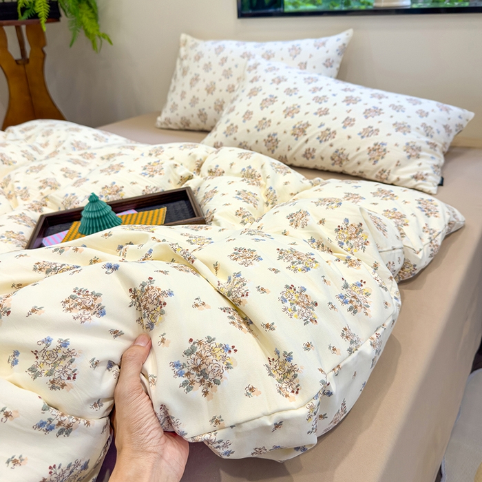 91家纺网 家纺一手货源 找家纺 竹合家纺 2025秋冬新品爆款有氧人字纹提花小清新加厚四件套 白茶