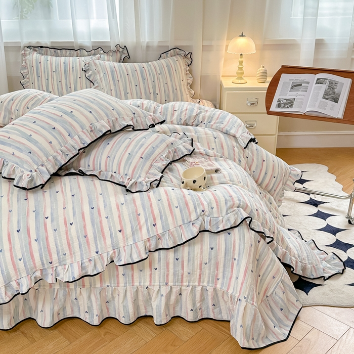 91家纺网 家纺一手货源 找家纺 尚美 2025新款法式小黑边云感四件套床盖款 爱心兰