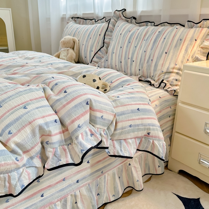 91家纺网 家纺一手货源 找家纺 尚美 2025新款法式小黑边云感四件套床盖款 爱心兰