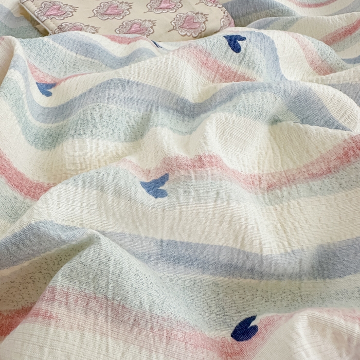 91家纺网 家纺一手货源 找家纺 尚美 2025新款法式小黑边云感四件套床盖款 爱心兰