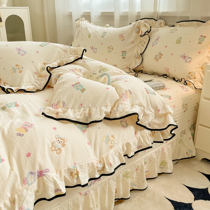 91家纺网 家纺一手货源 找家纺 尚美 2025新款法式小黑边云感四件套床盖款 动物乐园