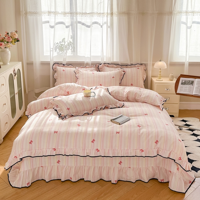 91家纺网 家纺一手货源 找家纺 尚美 2025新款法式小黑边云感四件套床盖款 粉蝴蝶结