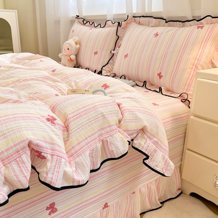 91家纺网 家纺一手货源 找家纺 尚美 2025新款法式小黑边云感四件套床盖款 粉蝴蝶结