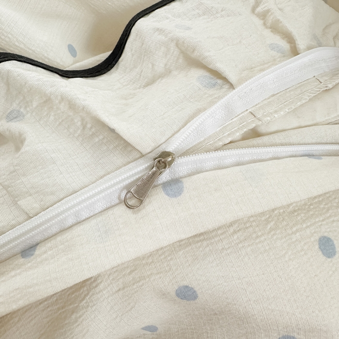 91家纺网 家纺一手货源 找家纺 尚美 2025新款法式小黑边云感四件套床盖款 兰波点