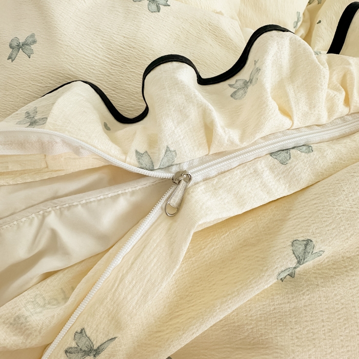 91家纺网 家纺一手货源 找家纺 尚美 2025新款法式小黑边云感四件套床盖款 兰蝴蝶结米