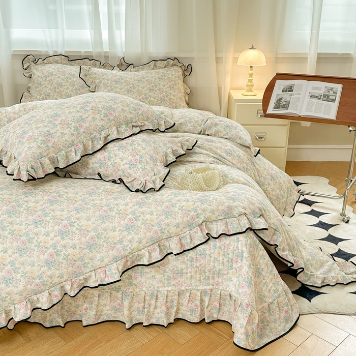 91家纺网 家纺一手货源 找家纺 尚美 2025新款法式小黑边云感四件套床盖款 玫夏