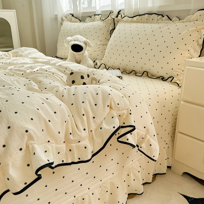 91家纺网 家纺一手货源 找家纺 尚美 2025新款法式小黑边云感四件套床盖款 米波点