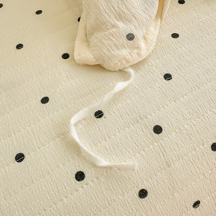 91家纺网 家纺一手货源 找家纺 尚美 2025新款法式小黑边云感四件套床盖款 米波点