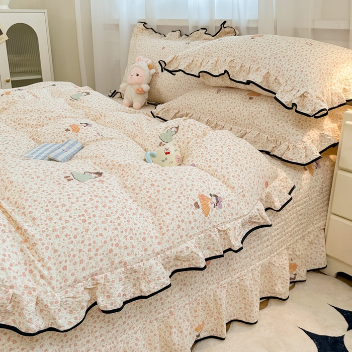 91家纺网 家纺一手货源 找家纺 尚美 2025新款法式小黑边云感四件套床盖款 小女孩