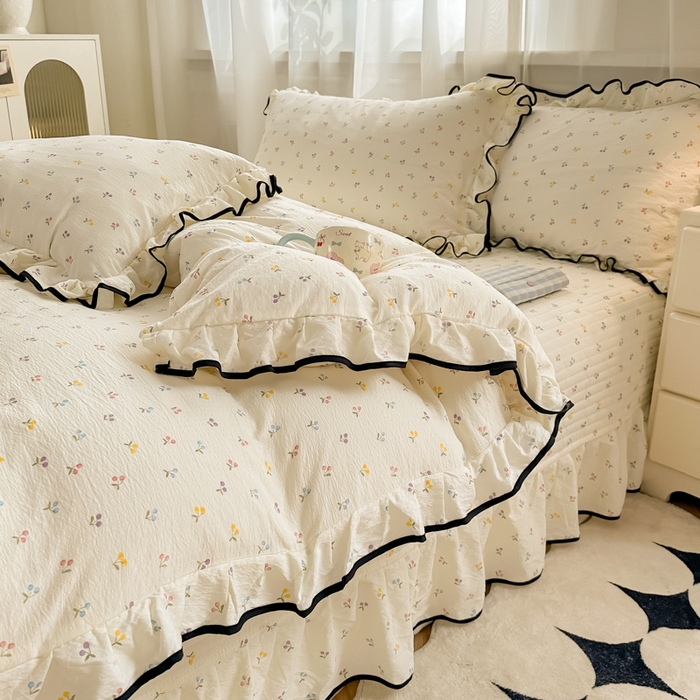 91家纺网 家纺一手货源 找家纺 尚美 2025新款法式小黑边云感四件套床盖款 樱桃