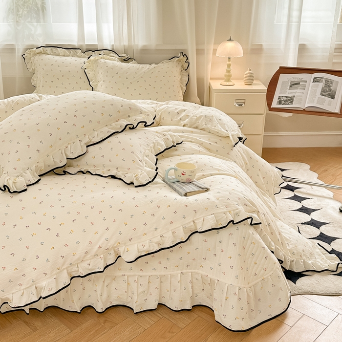 91家纺网 家纺一手货源 找家纺 尚美 2025新款法式小黑边云感四件套床盖款 樱桃