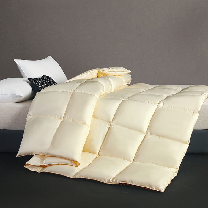 91家纺网 家纺一手货源 找家纺 2025新款加厚羽丝绒被子酒店被芯被子白丝绒棉被空调被（提供买家秀） 暖米色