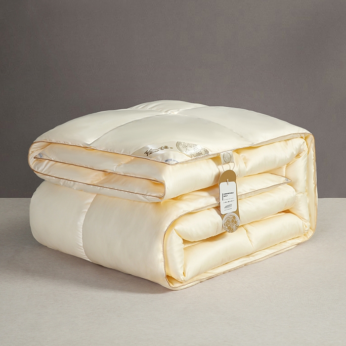 91家纺网 家纺一手货源 找家纺 2025新款加厚羽丝绒被子酒店被芯被子白丝绒棉被空调被（提供买家秀） 暖米色