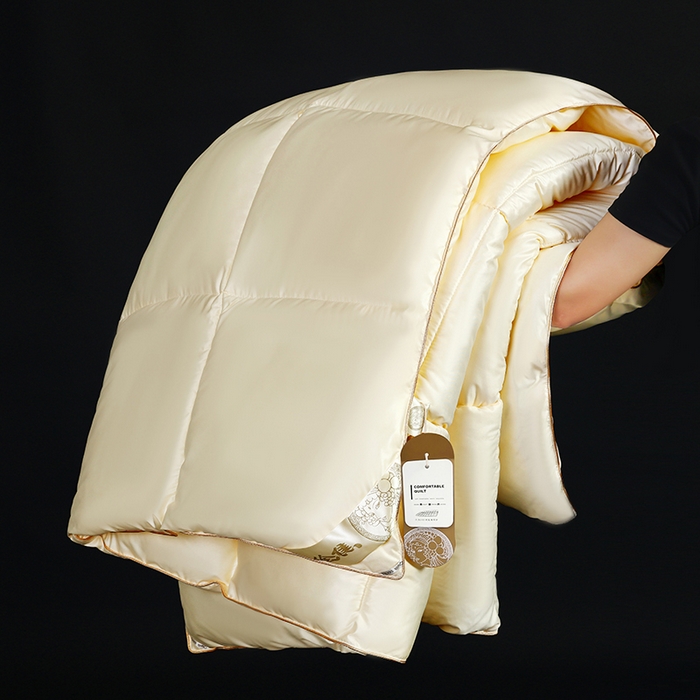 91家纺网 家纺一手货源 找家纺 2025新款加厚羽丝绒被子酒店被芯被子白丝绒棉被空调被（提供买家秀） 暖米色