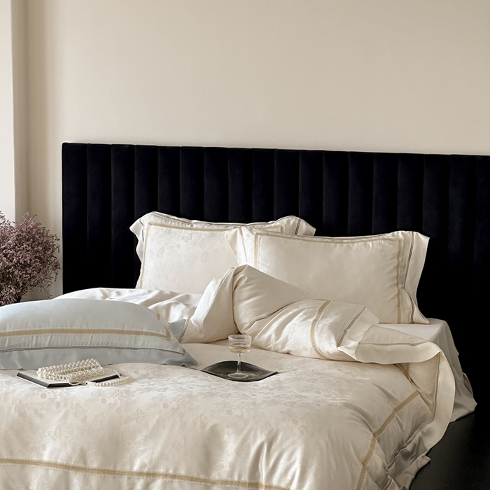 91家纺网 家纺一手货源 找家纺 （总）MIU缪家居 2025新款100支全棉纯棉提花四件套-蝶影（控价388）