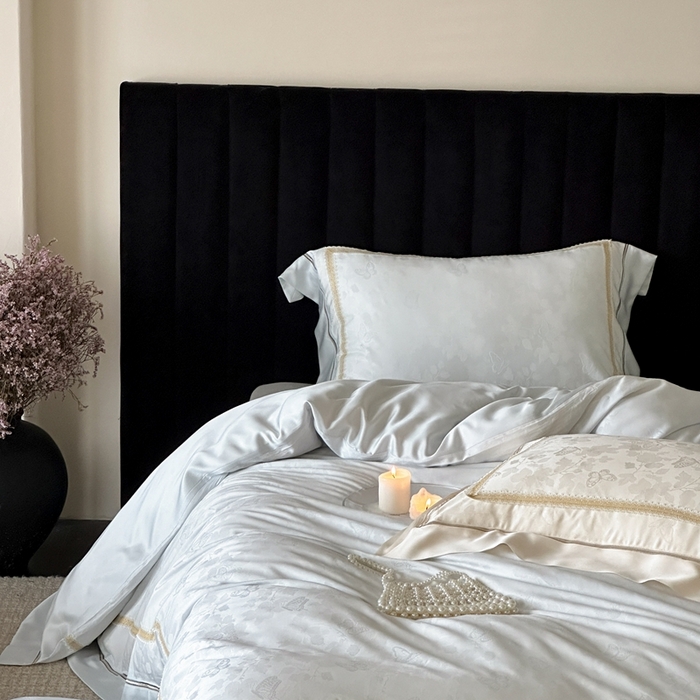 91家纺网 家纺一手货源 找家纺 MIU缪家居 2025新款100支全棉纯棉提花四件套-蝶影 雾蓝（控价388）