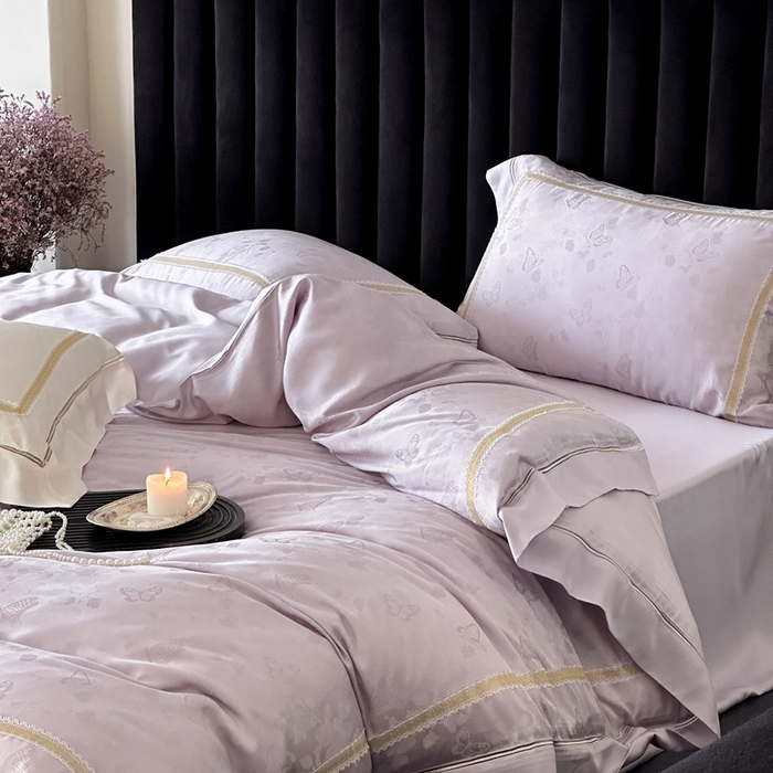 91家纺网 家纺一手货源 找家纺 MIU缪家居 2025新款100支全棉纯棉提花四件套-蝶影 烟紫（控价388）