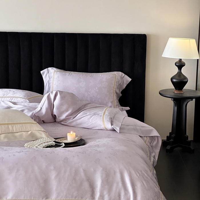 91家纺网 家纺一手货源 找家纺 MIU缪家居 2025新款100支全棉纯棉提花四件套-蝶影 烟紫（控价388）