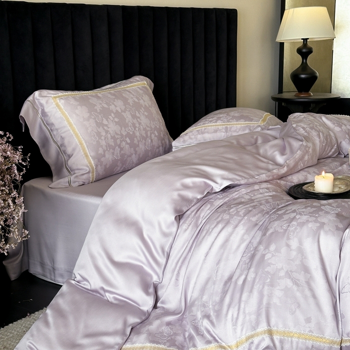 91家纺网 家纺一手货源 找家纺 MIU缪家居 2025新款100支全棉纯棉提花四件套-蝶影 烟紫（控价388）