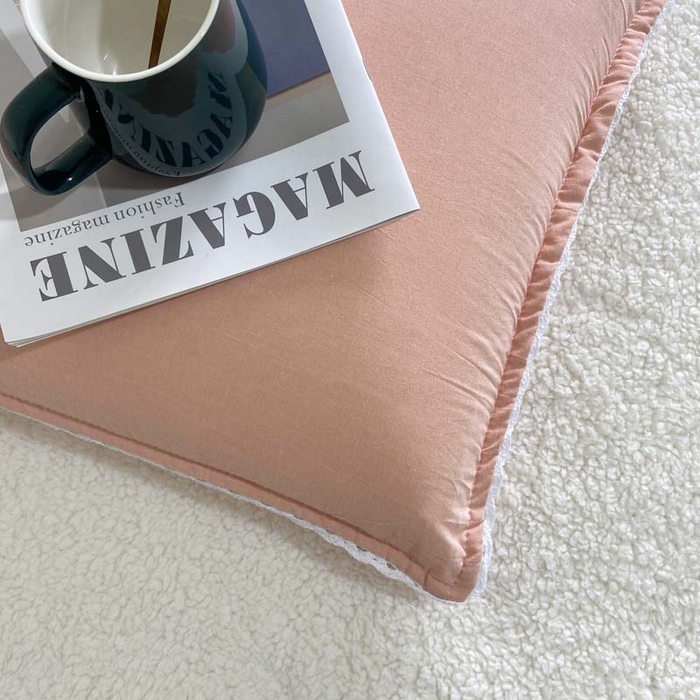 91家纺网 家纺一手货源 找家纺 卡奥家纺 2025新款A类纯棉色织枕套单枕套枕套单件 粉青年