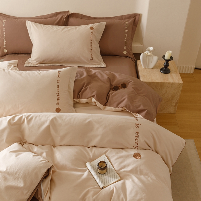 91家纺网 家纺一手货源 找家纺 （总）艾莱家纺 2025新款A类新疆长绒棉加厚柔顺磨毛四件套--爱永恒系列