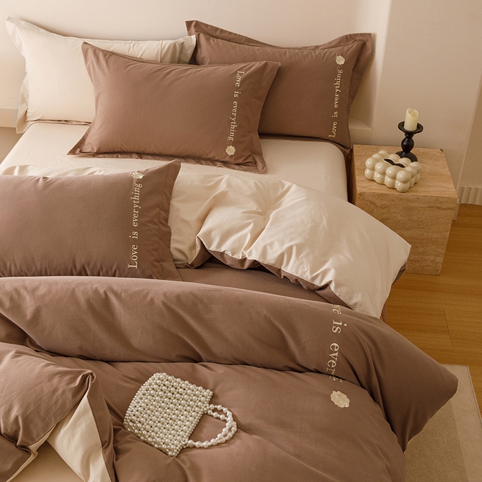 91家纺网 家纺一手货源 找家纺 艾莱家纺 2025新款A类新疆长绒棉加厚柔顺磨毛四件套--爱永恒系列 爱永恒-大地色