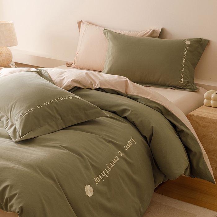 91家纺网 家纺一手货源 找家纺 艾莱家纺 2025新款A类新疆长绒棉加厚柔顺磨毛四件套--爱永恒系列 爱永恒-抹茶绿