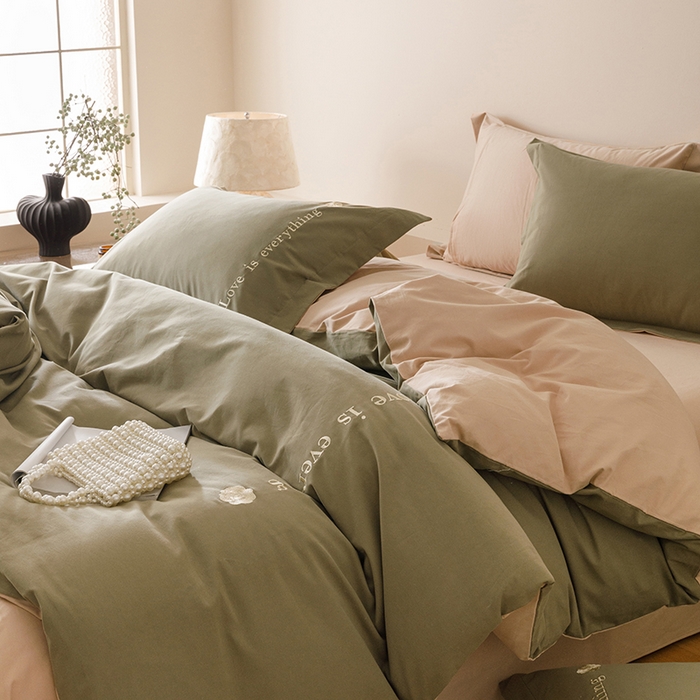 91家纺网 家纺一手货源 找家纺 艾莱家纺 2025新款A类新疆长绒棉加厚柔顺磨毛四件套--爱永恒系列 爱永恒-抹茶绿