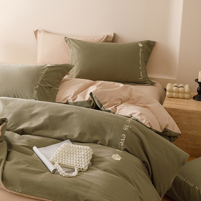 91家纺网 家纺一手货源 找家纺 艾莱家纺 2025新款A类新疆长绒棉加厚柔顺磨毛四件套--爱永恒系列 爱永恒-抹茶绿