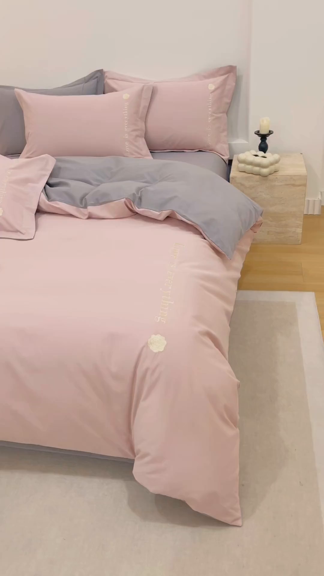 91家纺网 家纺一手货源 找家纺 艾莱家纺 2025新款A类新疆长绒棉加厚柔顺磨毛四件套--爱永恒系列 爱永恒-浅豆沙