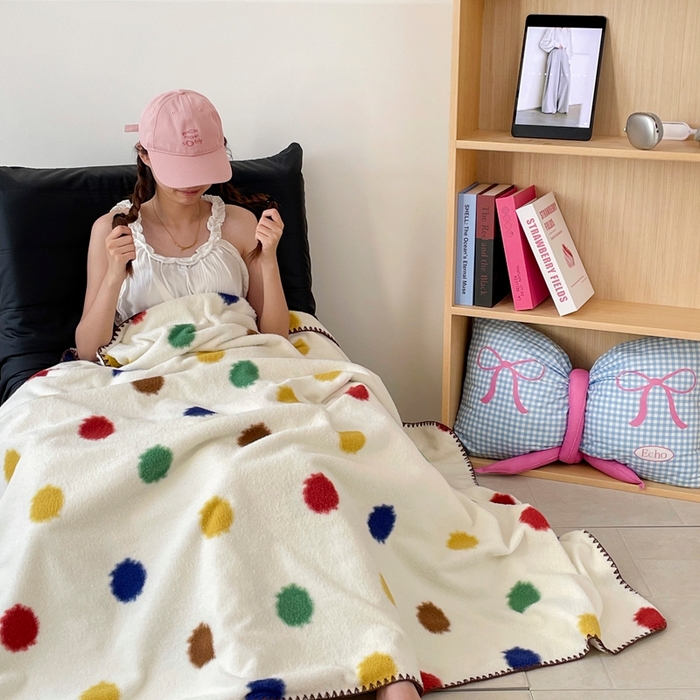 91家纺网 家纺一手货源 找家纺 （总）晚爱家纺（原晚安家居） 2025新款跨境暖羊绒双面绵羊绒沙发毯多功能盖毯