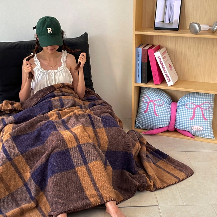 91家纺网 家纺一手货源 找家纺 （总）晚爱家纺（原晚安家居） 2025新款跨境暖羊绒双面绵羊绒沙发毯多功能盖毯