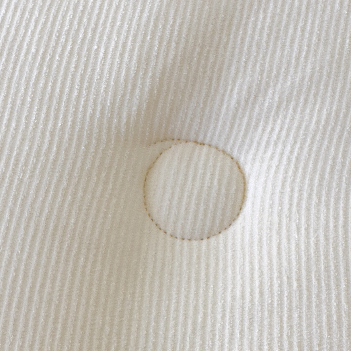 91家纺网 家纺一手货源 找家纺 蓝冰家纺 2025新款保暖雪尼绒大豆被冬被被子被芯 奶白色