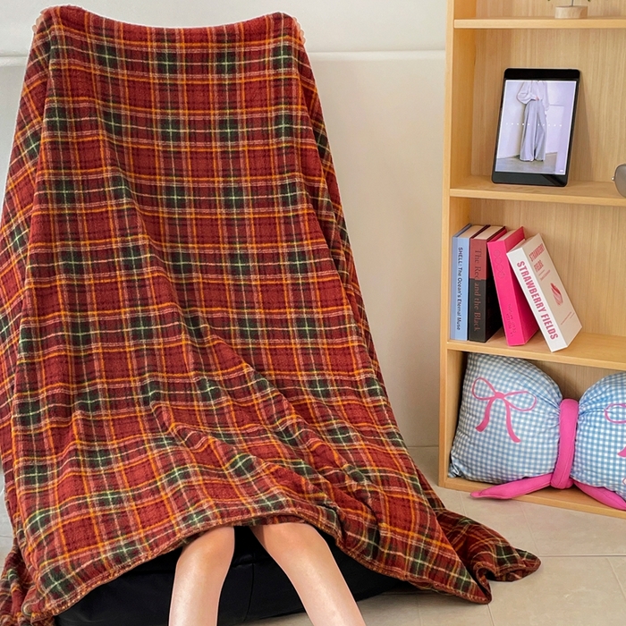 91家纺网 家纺一手货源 找家纺 晚爱家纺（原晚安家居） 2025新款跨境暖羊绒双面绵羊绒沙发毯多功能盖毯 节日派对