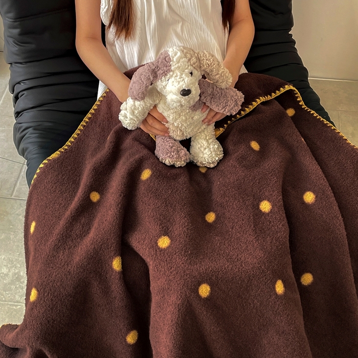 91家纺网 家纺一手货源 找家纺 晚爱家纺（原晚安家居） 2025新款跨境暖羊绒双面绵羊绒沙发毯多功能盖毯 咖波点