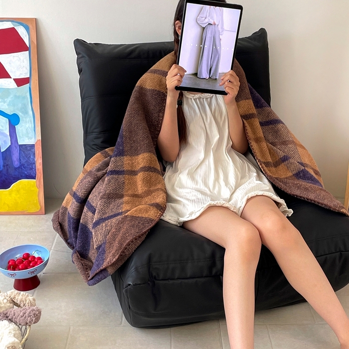 91家纺网 家纺一手货源 找家纺 晚爱家纺（原晚安家居） 2025新款跨境暖羊绒双面绵羊绒沙发毯多功能盖毯 蓝郁