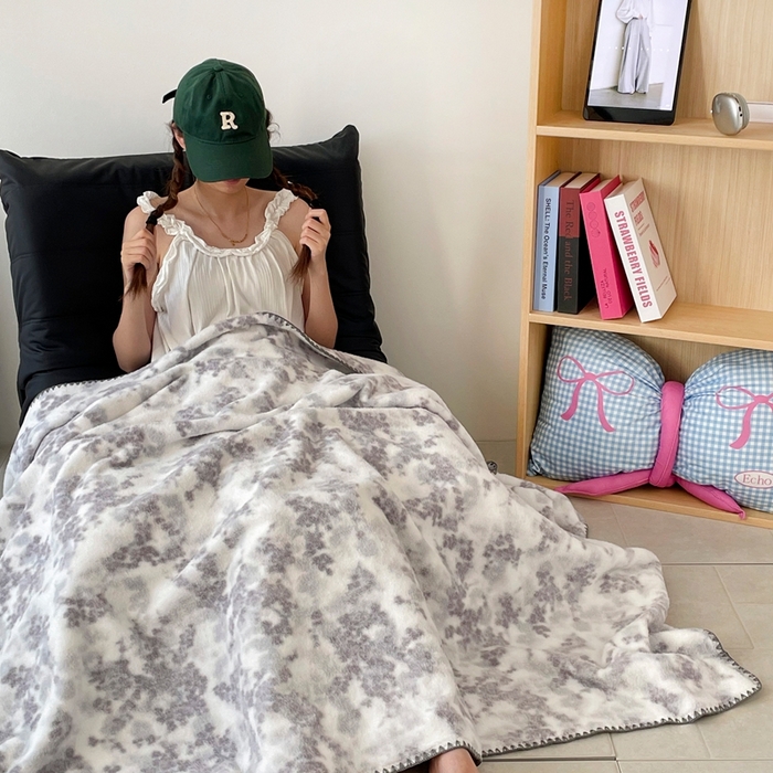 晚爱家纺（原晚安家居） 2025新款跨境暖羊绒双面绵羊绒沙发毯多功能盖毯 梦幻花园