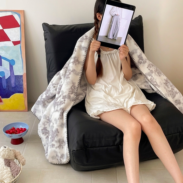 91家纺网 家纺一手货源 找家纺 晚爱家纺（原晚安家居） 2025新款跨境暖羊绒双面绵羊绒沙发毯多功能盖毯 梦幻花园